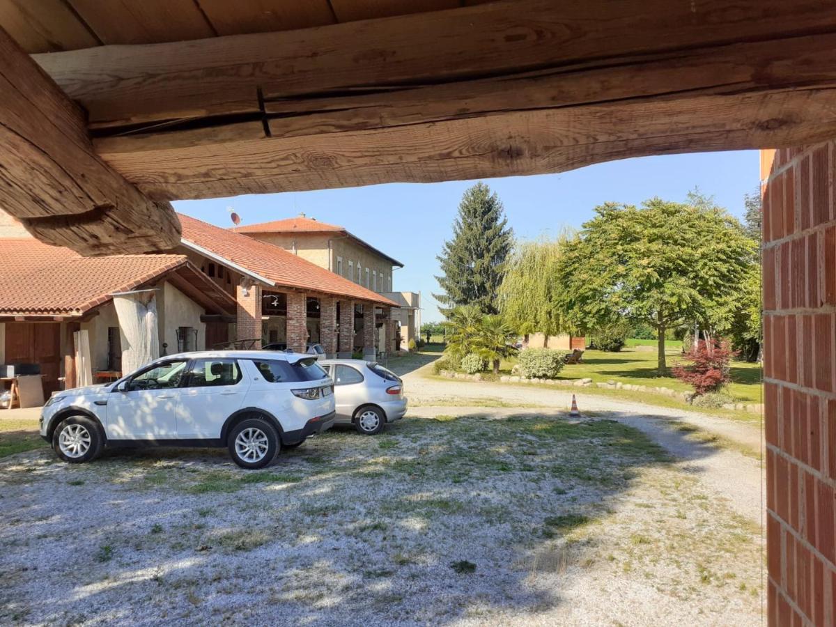 B&B Cascina Dell'Eco Busca Kültér fotó